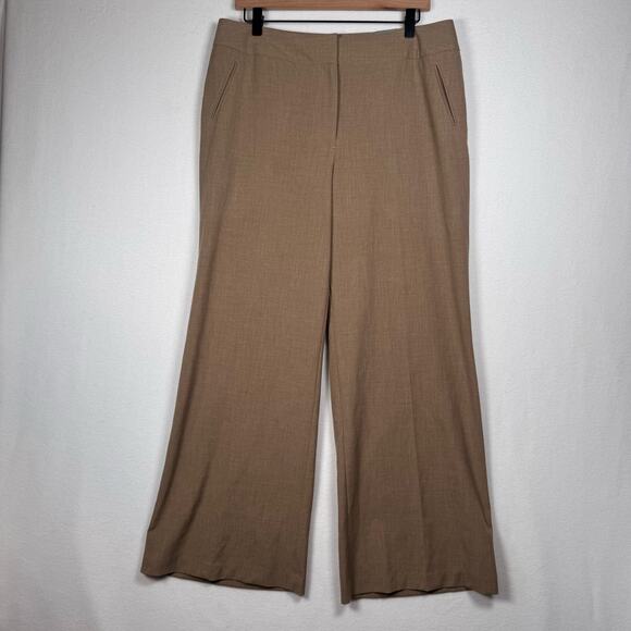 NWT Chicos Pants Wide Leg Women Tan Modern Straight Career Business 2.5 SHORT - Picture 1 of 6